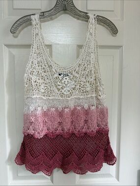 American Eagle Outfitters Crochet Ombré Tank Top - White, Pink, Burgundy
